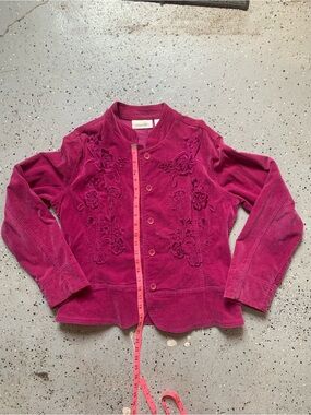Chadwicks Girls Velvet Button-Up Jacket in Magenta